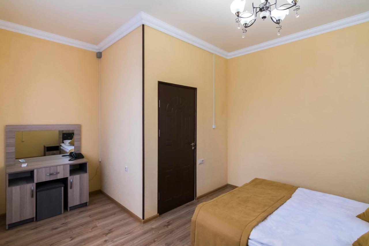 Afa Hotel & Guest House Erévan Extérieur photo
