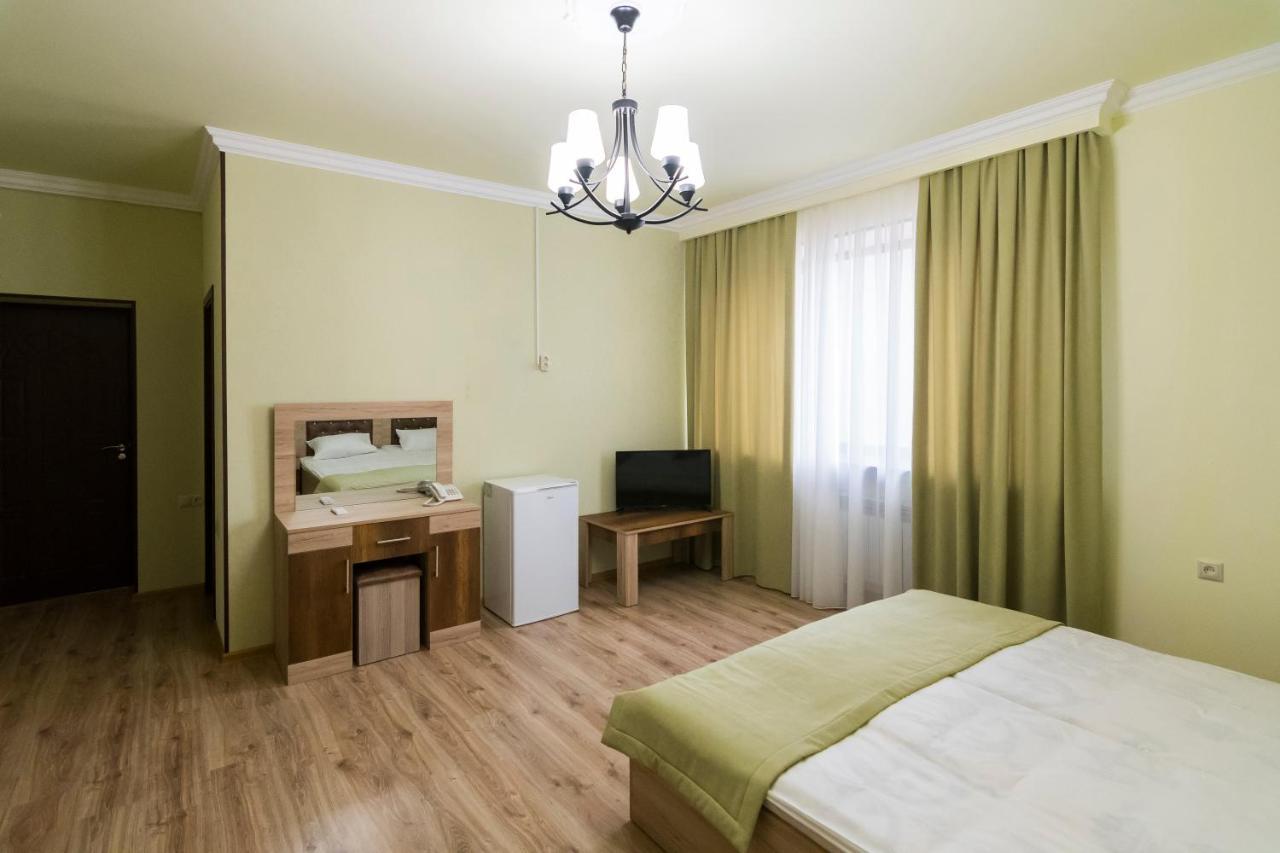 Afa Hotel & Guest House Erévan Extérieur photo