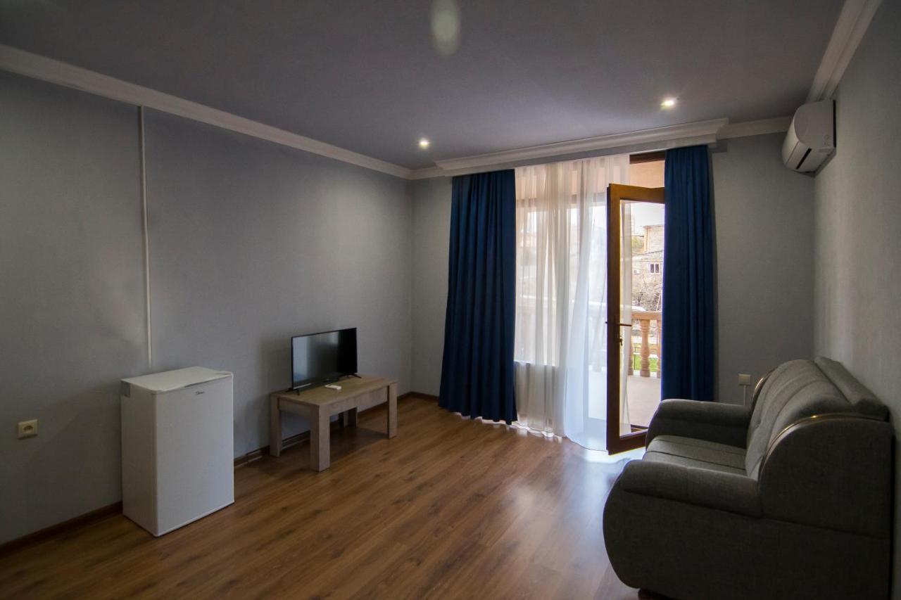 Afa Hotel & Guest House Erévan Extérieur photo