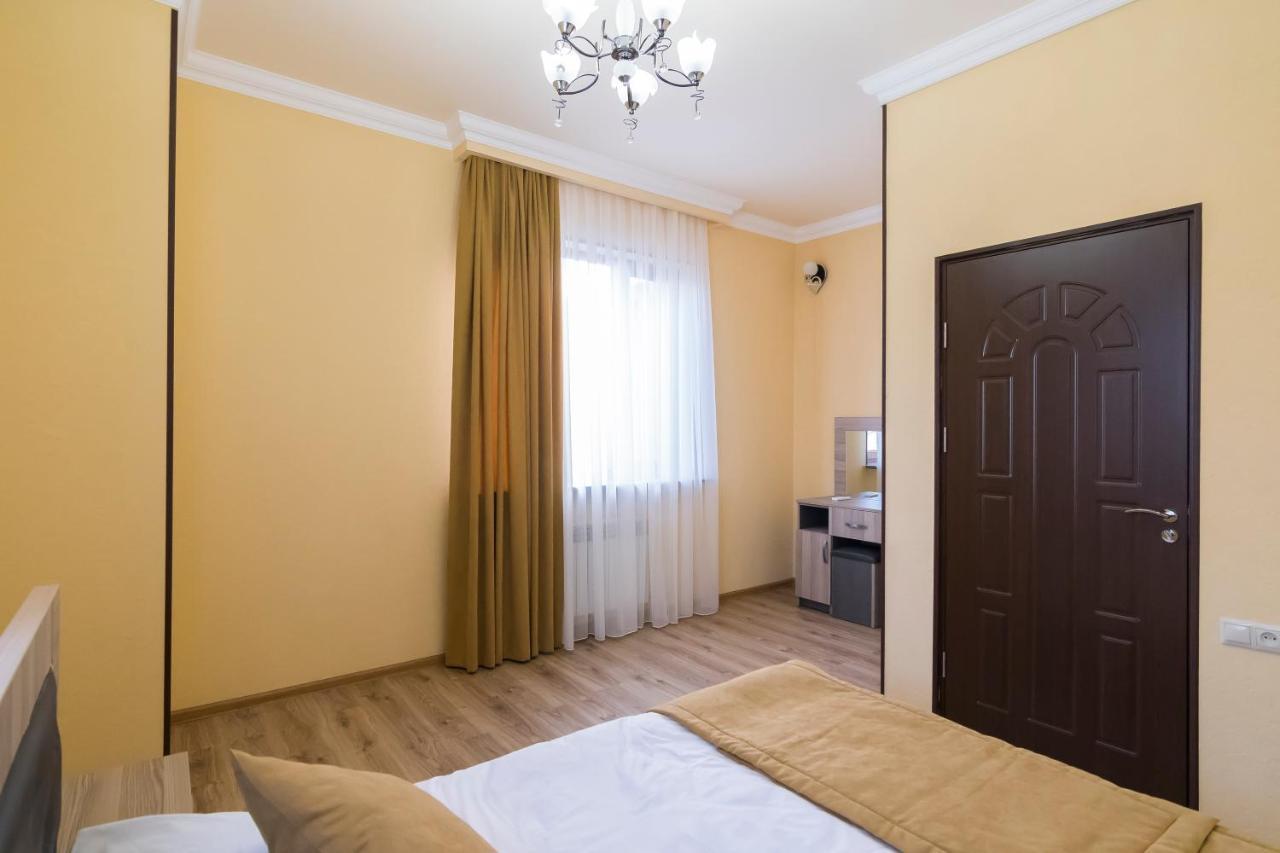 Afa Hotel & Guest House Erévan Chambre photo